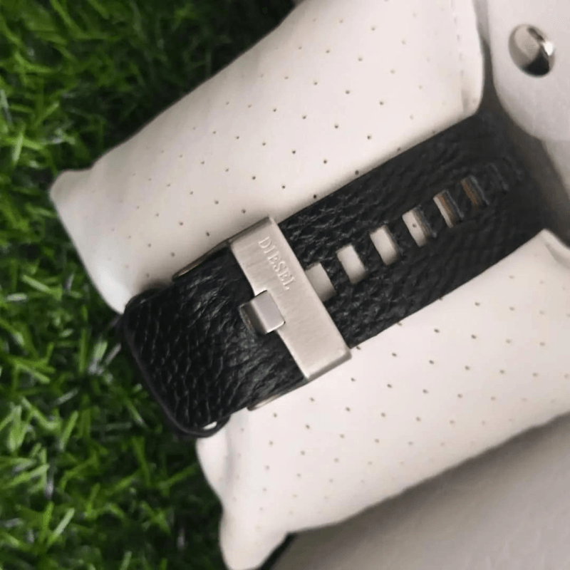 Steel Watch© | À Prova D'Água com Pulseira de Couro Premium